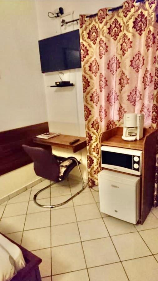 Residence Archange Pointe Noire Bagian luar foto