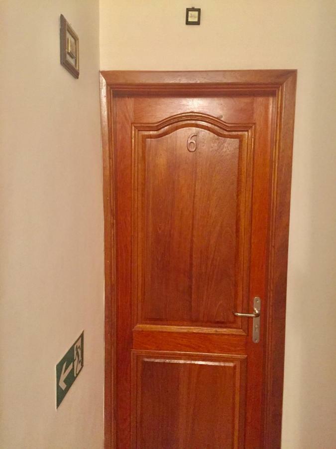 Residence Archange Pointe Noire Bagian luar foto
